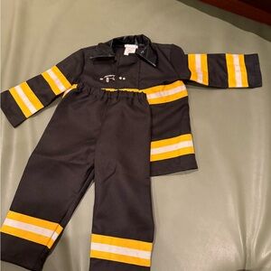 Pottery barn kids firefighter costume 3t